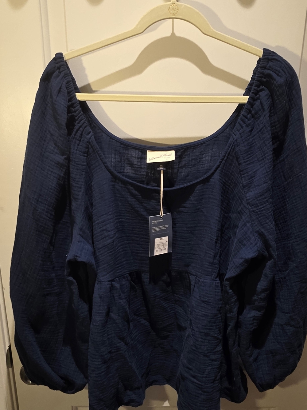 Universal Thread Navy Peasant Blouse